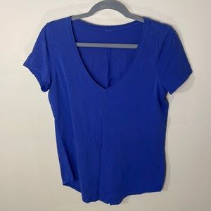 Lululemon Love V Neck Tee